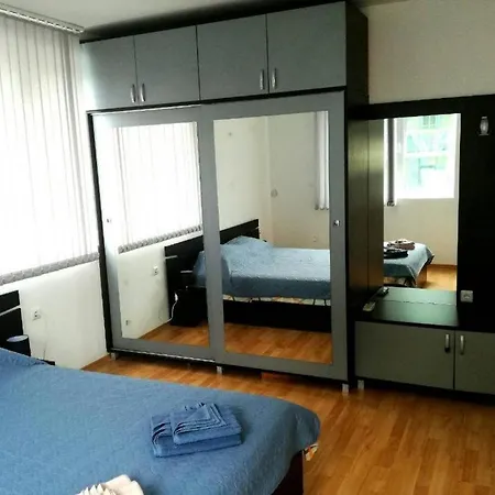 Apartament Stoyanovi *