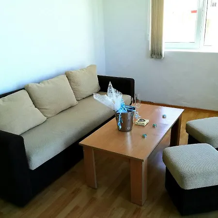 Apartament Stoyanovi *